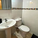 Sunny Flat 500 Metres From The - Centre