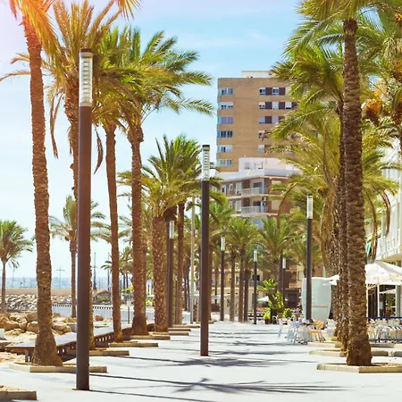 Apartment Sunny Flat 500 Metres From The - Centre