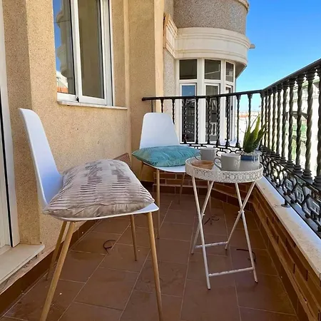 Sunny Flat 500 Metres From The - Centre Apartman Torrevieja