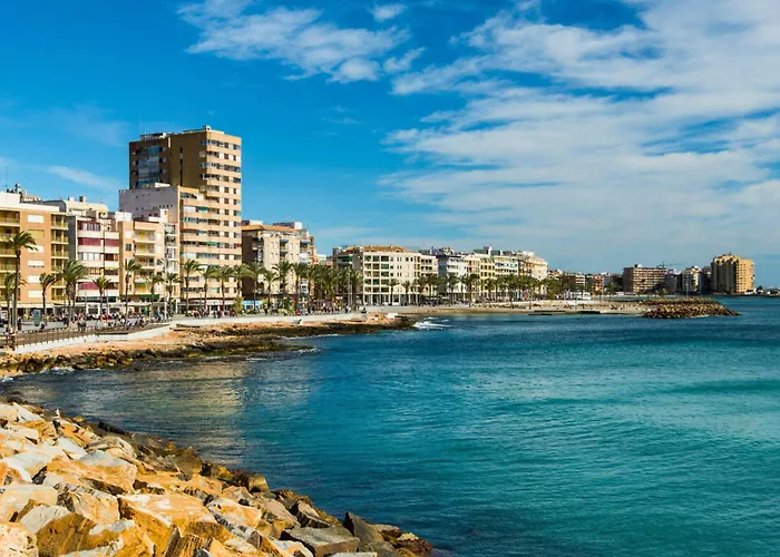 Sunny Flat 500 Metres From The - Centre *