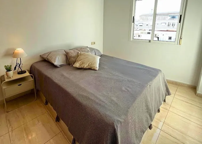Apartman Sunny Flat 500 Metres From The - Centre