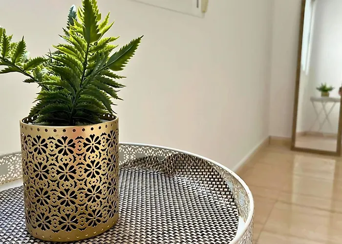 Sunny Flat 500 Metres From The - Centre Apartman *